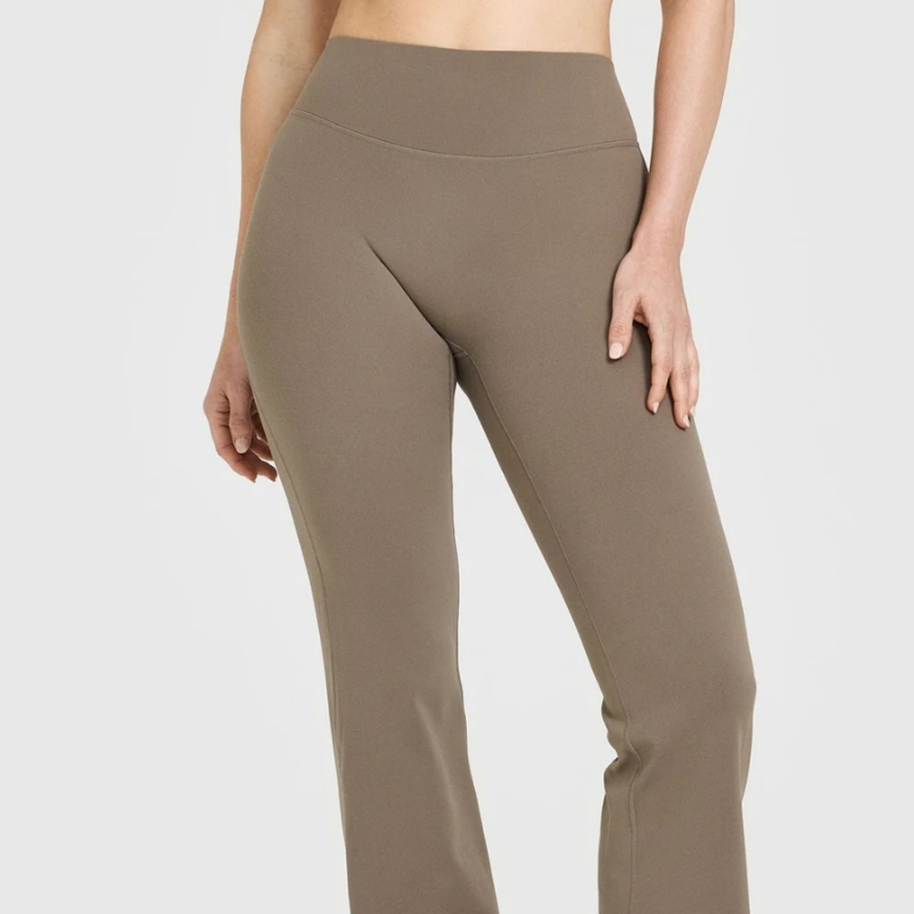 Oner Active SoftMotion Flared Bottoms - Moss Brown size XS, LONG LENGTH - Picture 2 of 9